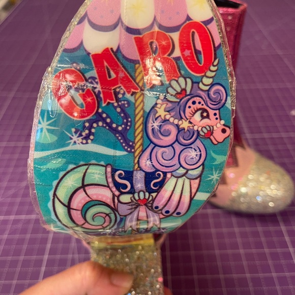 READ DESCRIPTION NWOB Irregular Choice Space Boots - Picture 3 of 3